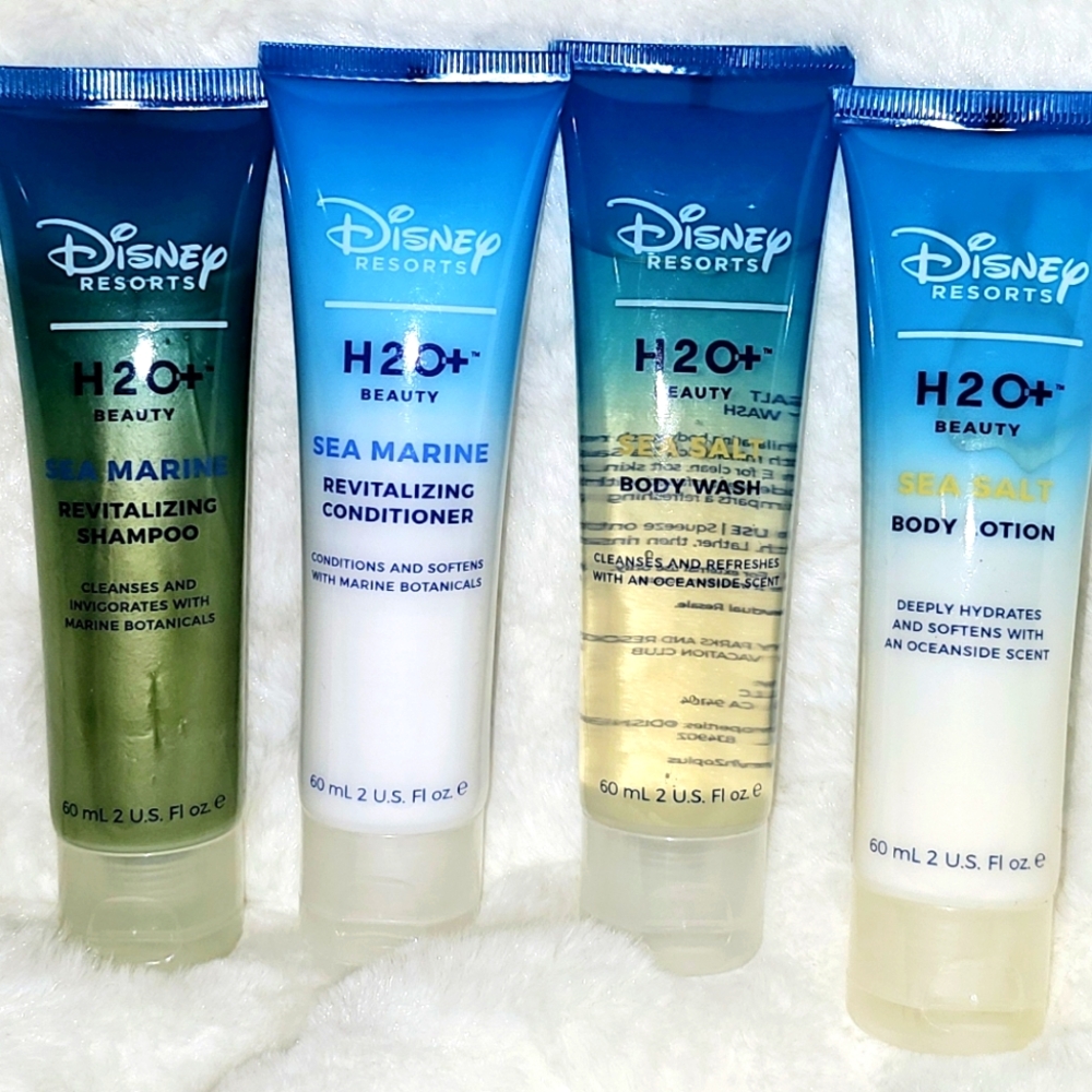 4 Piece Disney Resorts H20 Bath Products Set of 4
